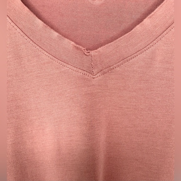 Lululemon Love Tee Short Sleeve V-Neck T-Shirt - Picture 6 of 8